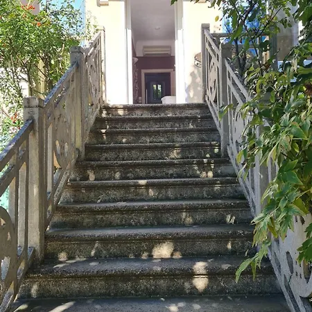 Maisonnette A Ferienhaus *