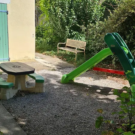 Semesterbostad Maisonnette A *